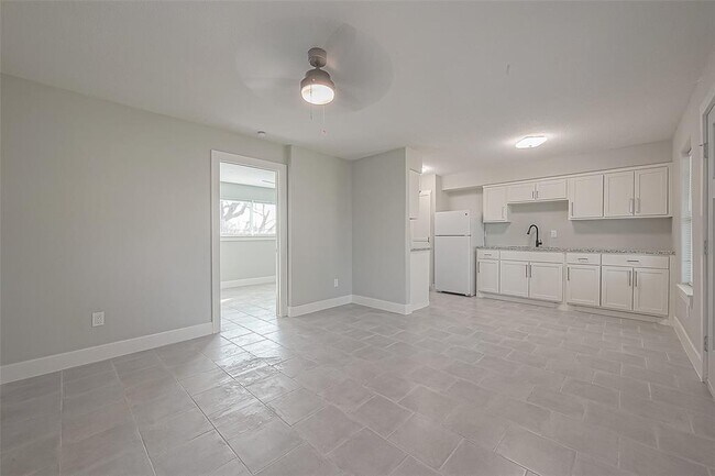 Building Photo - 7625 Amarillo St