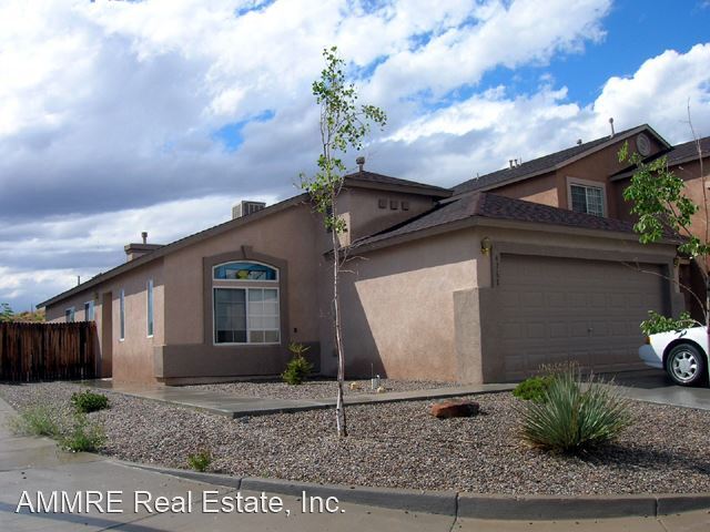3 Br 2 Bath House 4761 Jessica Dr Ne House For Rent In Rio Rancho Nm Apartments Com