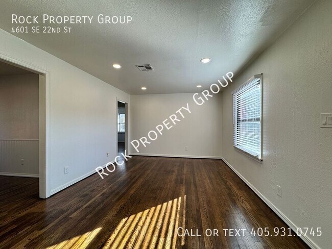 Foto del edificio - 4601 SE 22nd St