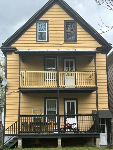 Foto del edificio - 12 Franklin St
