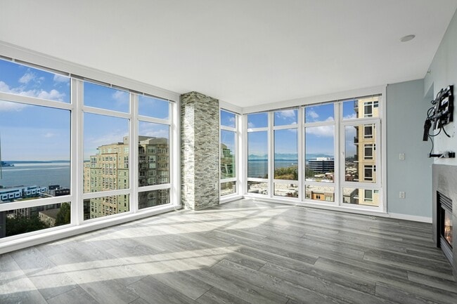 Foto del edificio - 2721 1st Ave