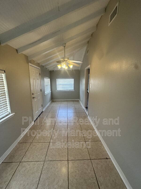 Building Photo - 5636 Old Rd 37
