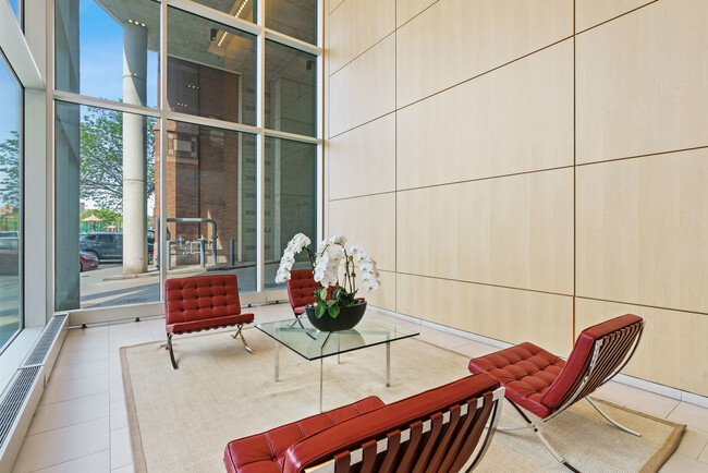 Foto del edificio - 510 W Erie St