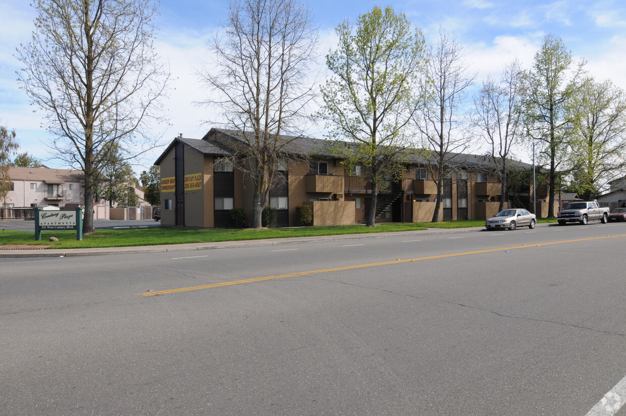 Primary Photo - Century Plaza Apartments