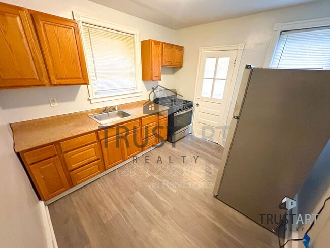 Photo - 217 Sulis St Townhome