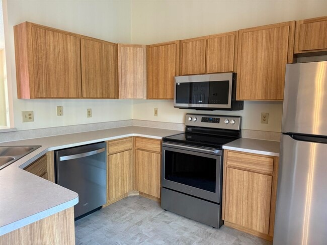 Building Photo - 6741 Veronica Ct