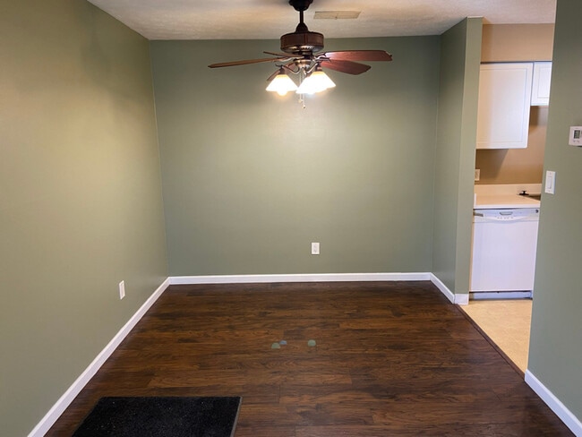 Foto del edificio - 291 Ivy Hill Ln