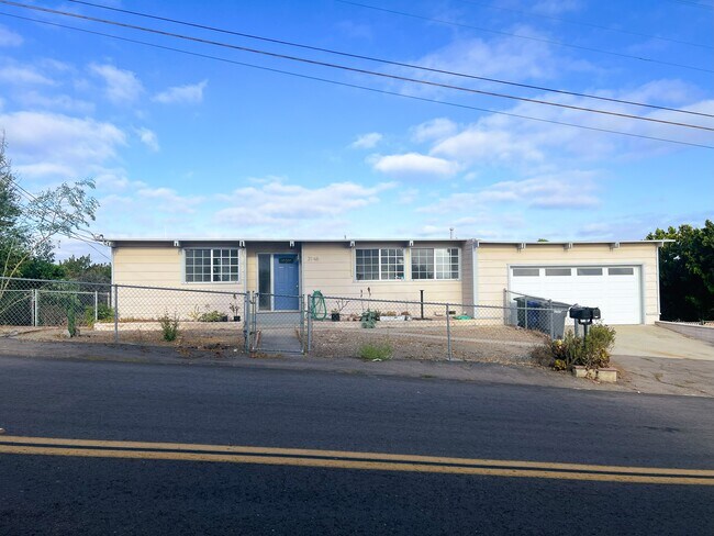 Building Photo - 3146 S Bonita St