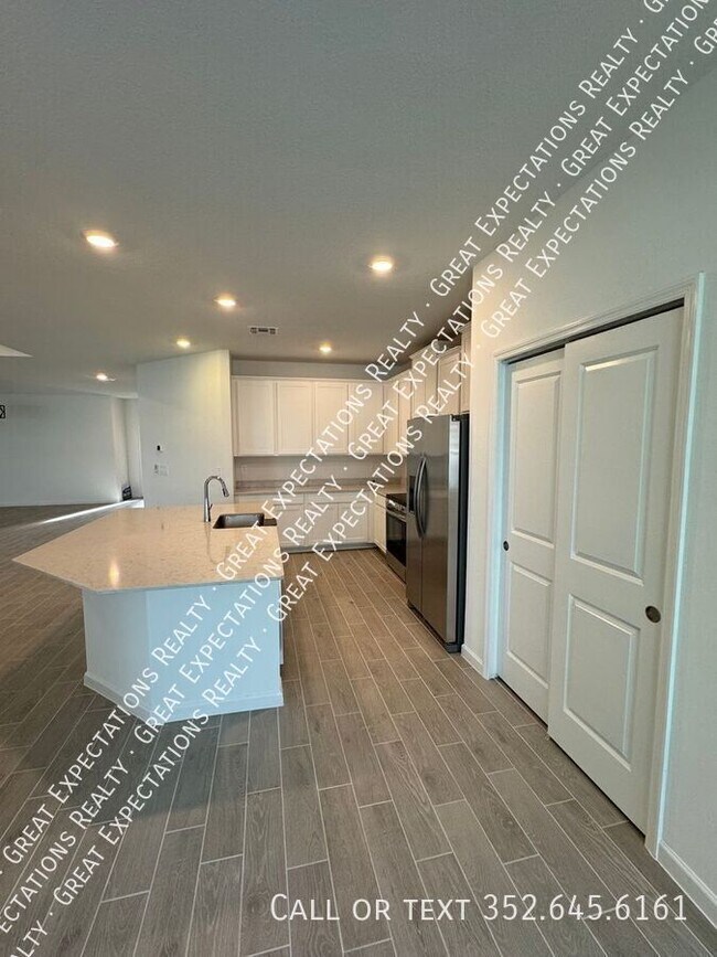 Foto del edificio - 3964 NE 33rd Ave