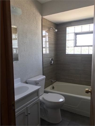 Building Photo - 5701 W 55th St