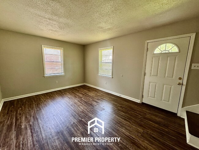 Photo - 3BR/2BA Memphis Rental with Hardwood Floors & Open Kitchen Layout House