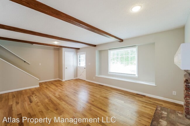 Building Photo - 3 br, 3 bath House - 15129 S Locust St