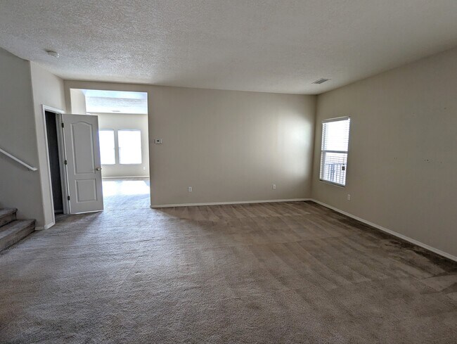 Foto del edificio - 3616 Clear Creek Rd