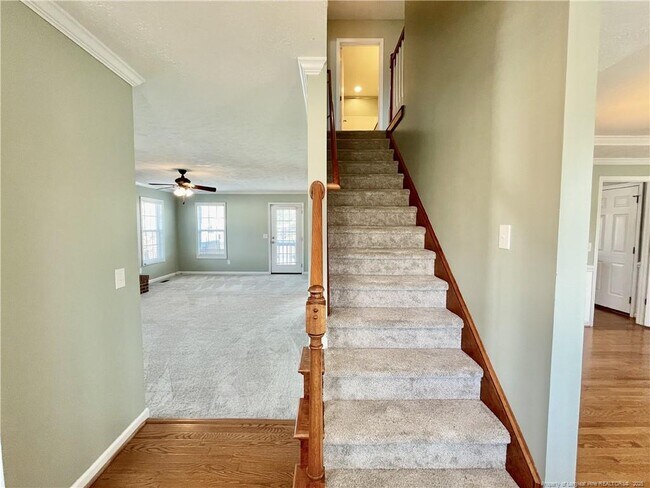 Foto del edificio - 1607 Pendleton Ct