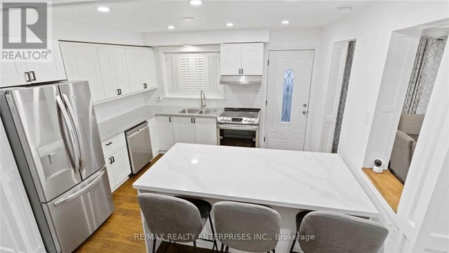 Building Photo - 1117 Venus Crescent