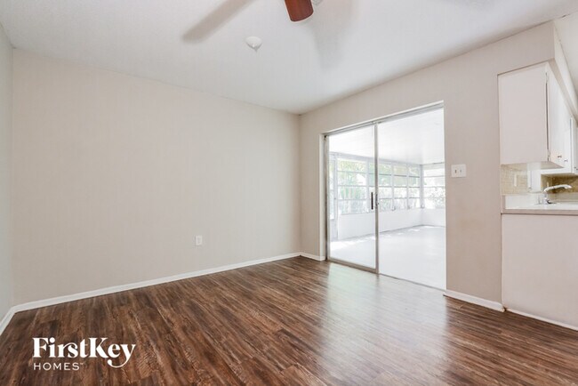 Foto del edificio - 2470 Southland Rd