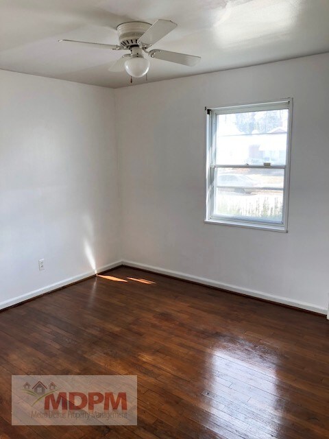 Foto del edificio - 7417 Vaughan St