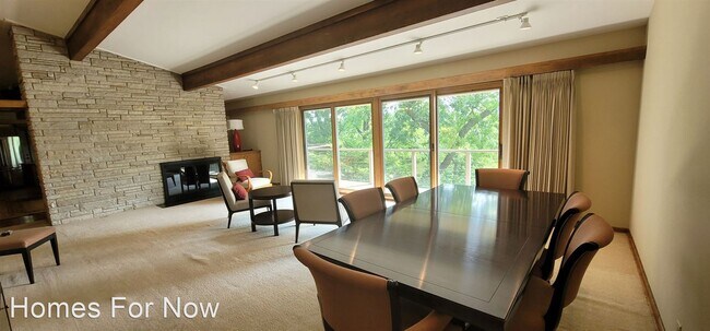 Building Photo - 4 br, 3.5 bath House - 5115 Lake Ridge Road
