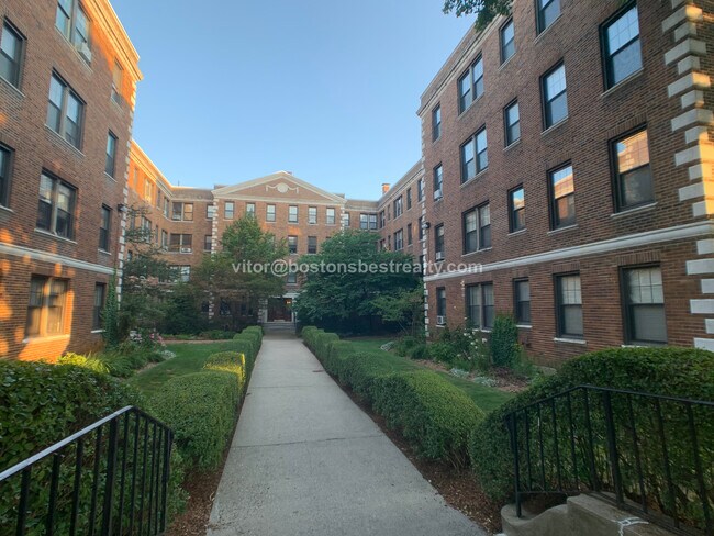 Foto del edificio - 64 Queensberry St