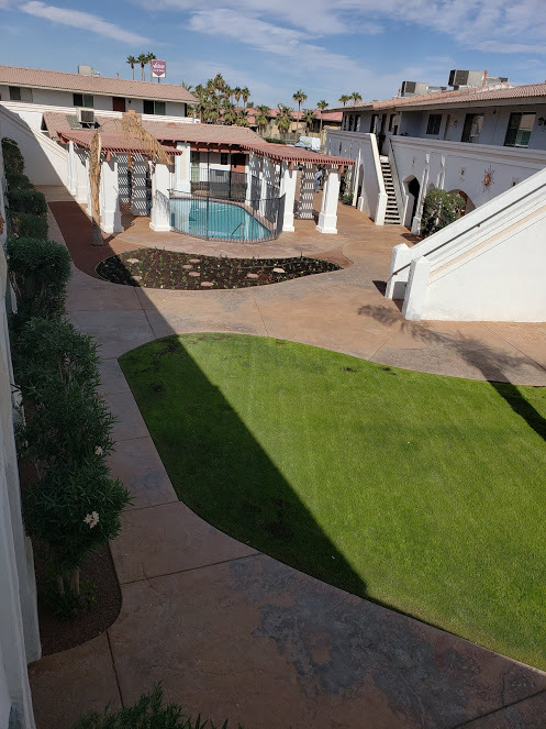 Building Photo - 2095 Cottonwood Cir