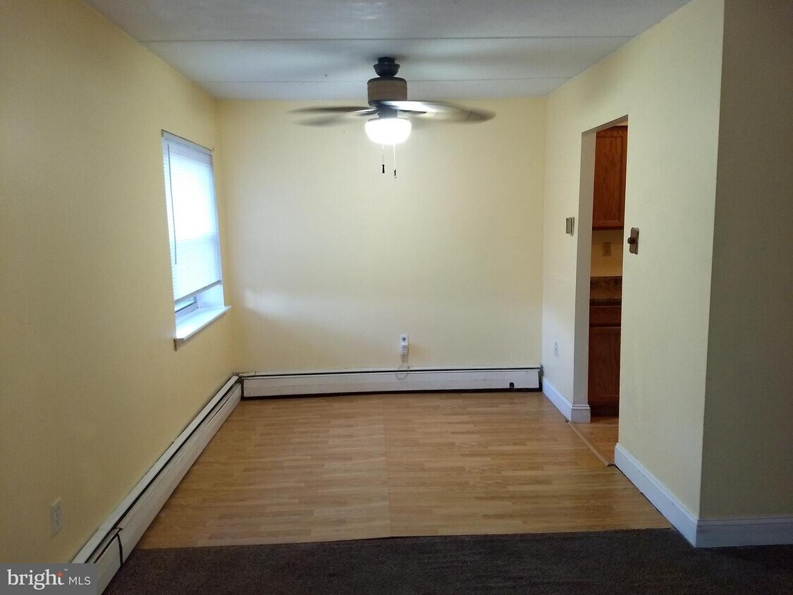 Primary Photo - 280 Bridgewater Rd