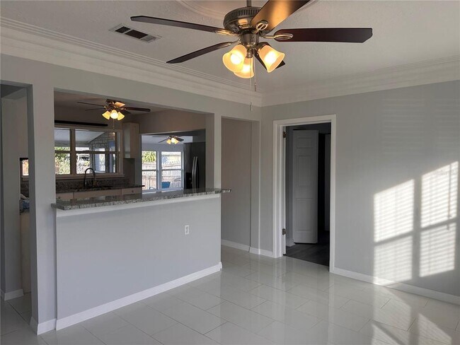 Foto del edificio - 4221 58th Ave N