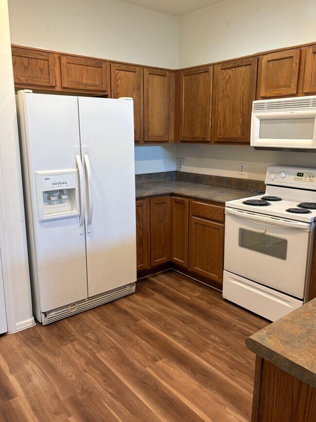 Foto del edificio - Must See 3 bedroom home! Near Downtown and...