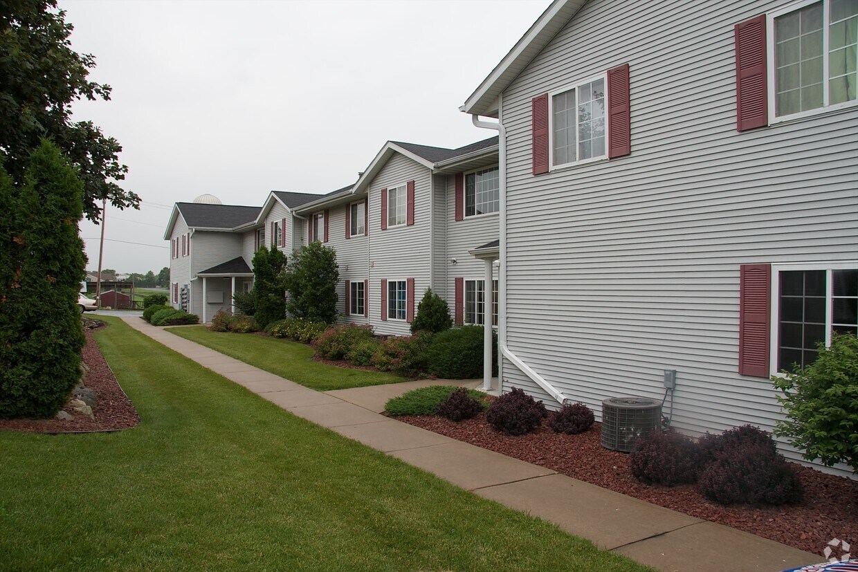Foto principal - 1016 Riverbend Dr