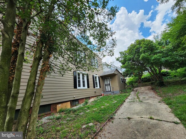 Foto del edificio - 1395 Morris Rd SE