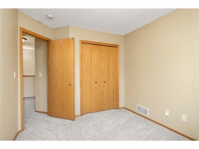 Building Photo - 15460 Tungsten Way NW
