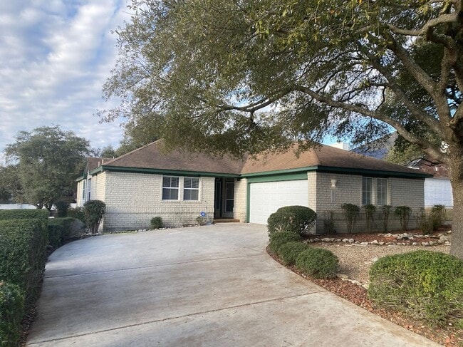 Photo - 13515 Demeter (Universal City, TX) House