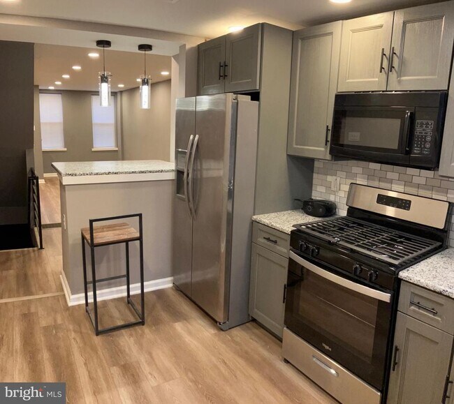 Foto del edificio - 2625 Manton St