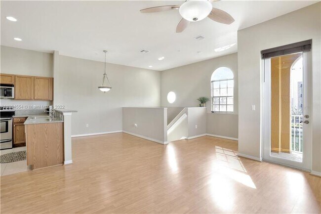 Building Photo - 5769 Hampton Hills Blvd