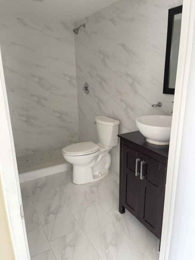 Foto del edificio - 6045 NW 186th St