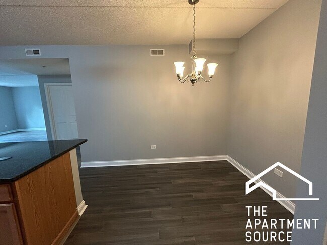 Foto del edificio - 3420 N Old Arlington Heights Rd