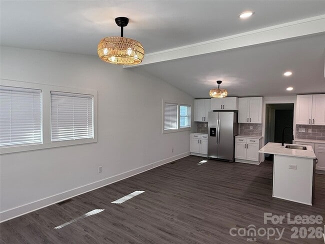Building Photo - 1139 Clanton Rd