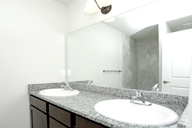 Foto del edificio - Mid-Town Park, LLC