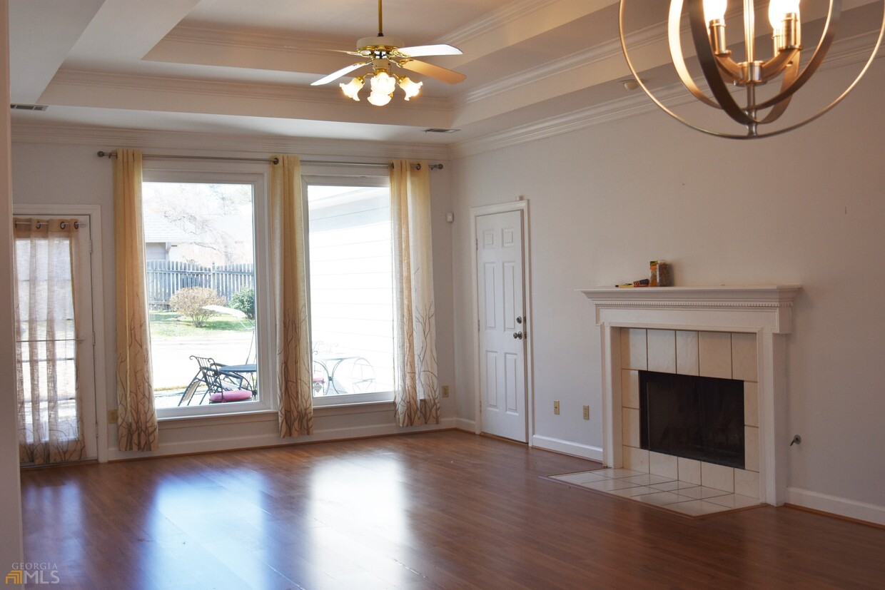 Building Photo - 11740 Red Maple Forest Dr