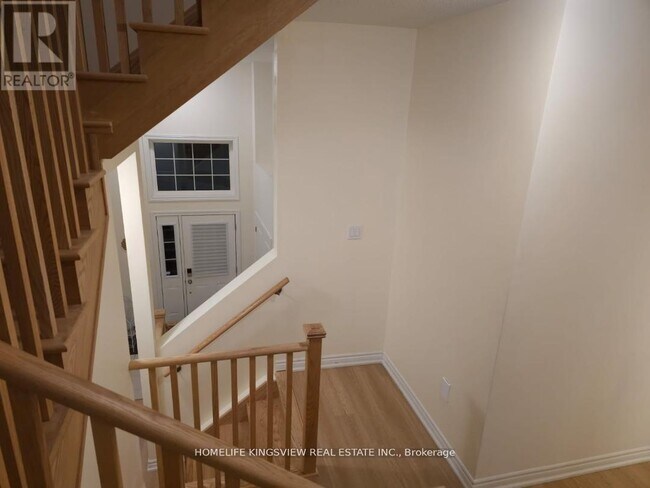 Photo du bâtiment - 2146 Speare Ct