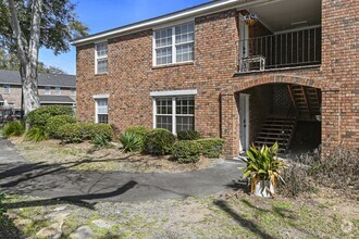 Building Photo - 1240 Fairmont Ave