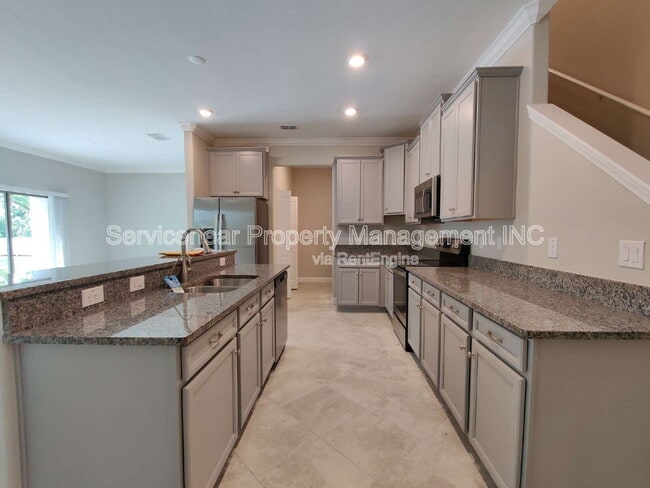Building Photo - 1290 White Fox Run