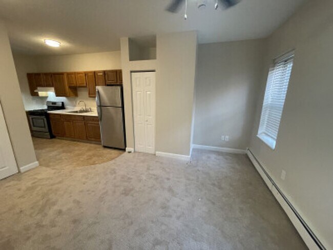 Foto del edificio - BU Med / BMC Area!!!  Updated Boston/Roxbury 1 bed on Pompeii St.  Parking Included.  NO FEE