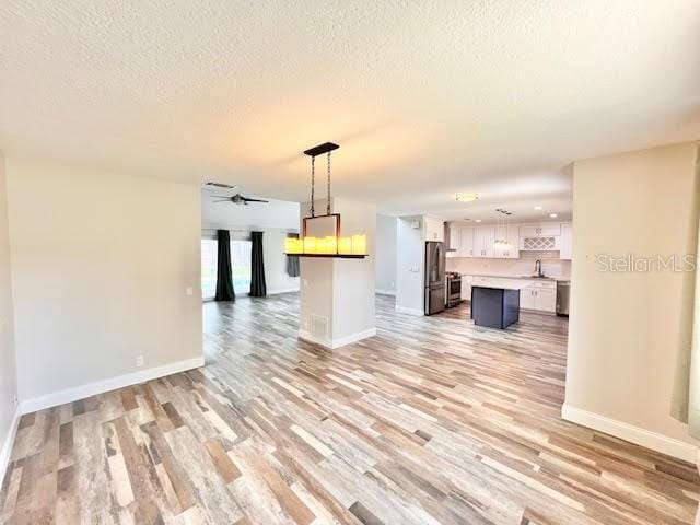 Building Photo - 525 Southport Dr