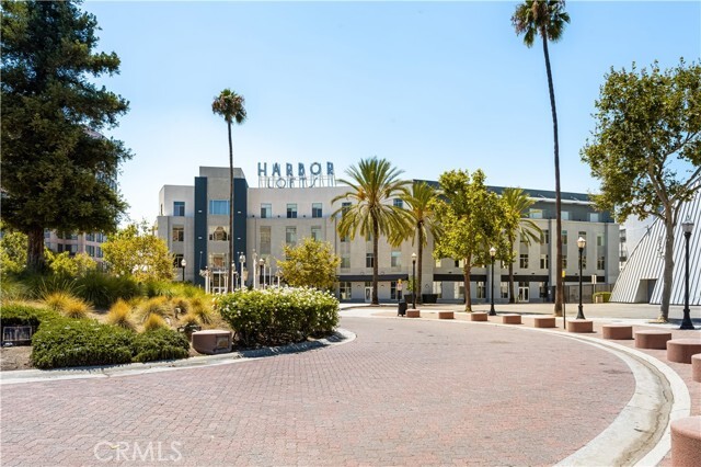 Foto del edificio - 435 W Center Street Promenade