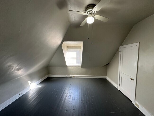 Foto del edificio - 2659 Bellevue Ave