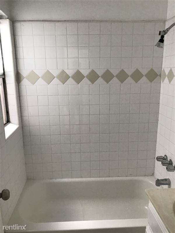 Primary Photo - 335 Witmer St