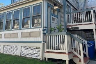 Building Photo - 35 Mann Ave