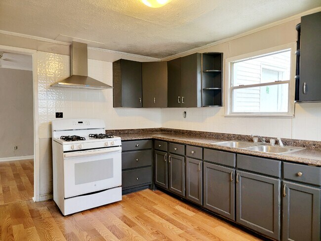 Kitchen - 1409 14th St