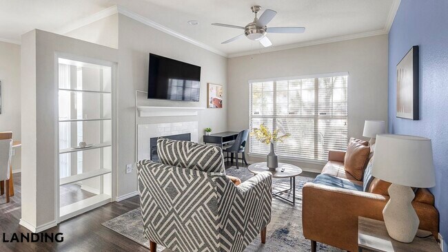 Foto del edificio - 3201 Duval Rd