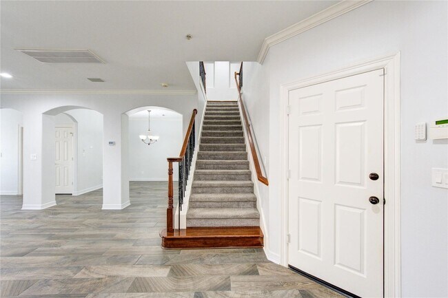 Foto del edificio - The Manors Luxury Townhomes located in a Gated Community; Beautiful Stucco and stone Exterior; Co...